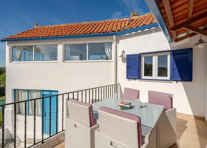 Azul, Graca Portugal Pedrogao Grande